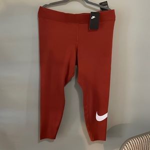 Brand new Nike leggings